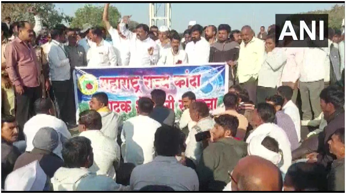 Onion Price: नासिक में एशिया की सबसे बड़ी प्याज मंडी में काम बंद, किसानों ने दिया...(The News Air) 1 Onion Price