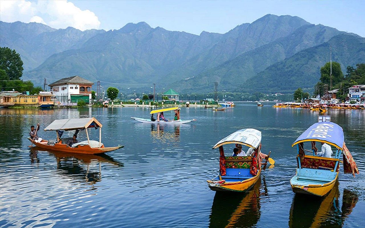 Travel Tips: If you are planning to travel after marriage, then you must visit Jammu and Kashmir once.