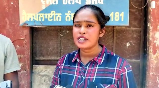 गाडी पार्किंग