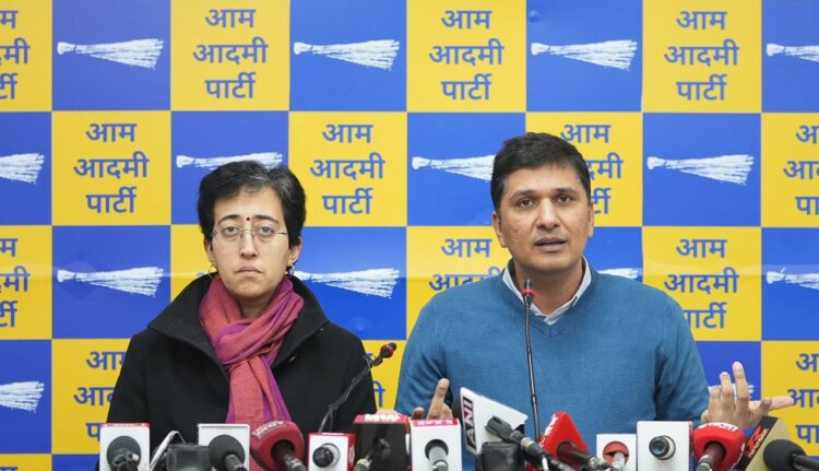 भाजपा की केंद्र सरकार के इशारे पर एमसीडी कमिश्नर मानने से इन्कार कर रहे दुकानों को डी-सील करने का आदेश- आप 1 भाजपा की केंद्र सरकार के इशारे पर एमसीडी कमिश्नर मानने से इन्कार कर रहे दुकानों को डी-सील करने का आदेश- आप