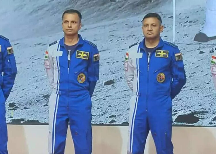 मिशन गगनयान: सस्पेंस खत्म, जानिए कौन हैं भारत के वे 4 अंतरिक्ष यात्री जो स्पेस में जाएंगे