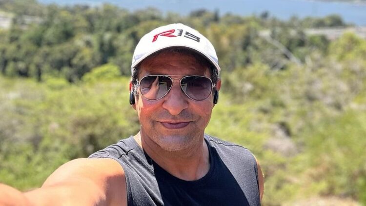 पिच मुश्किल हो तो वो देर से बैटिंग करने आता है...