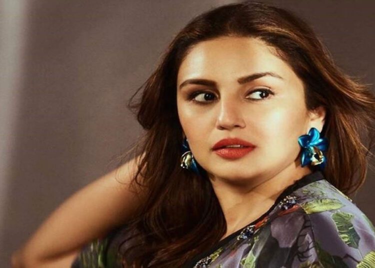 सोनी एंटरटेनमेंट टेलीविजन के नये शो 'मैडनेस मचाएंगे इंडिया को हंसाएंगे'..