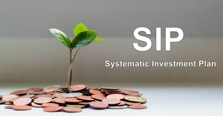 हर महीने करे बस 10 हज़ार रुपये निवेश, देखते-देखते बन सकते हो करोड़पति ! 1 SIP