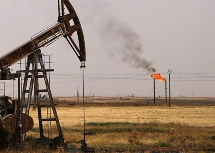 116 साल पुराना वो तेल का कुआं जो आजतक भर रहा ईरान का खजाना