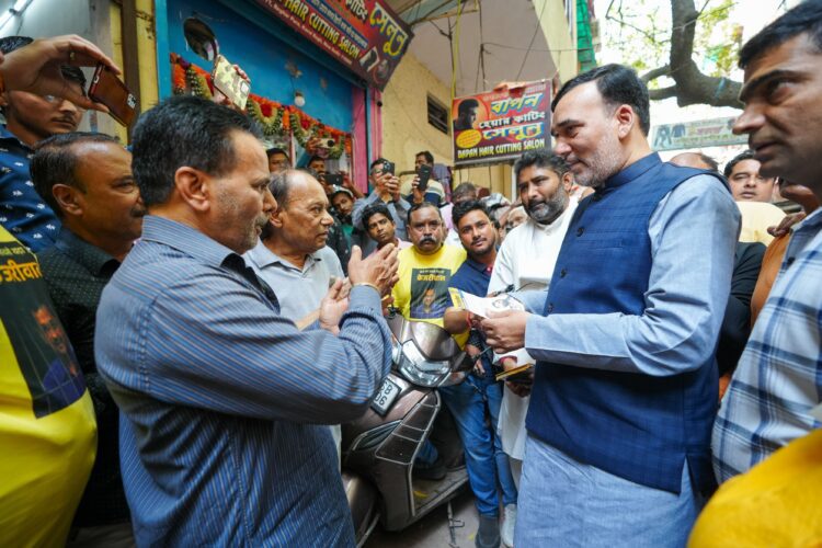 लोकतंत्र बचाने के लिए इंडिया की महारैली में उमड़ेगा जन सैलाब, ‘‘आप’’ घर-घर जाकर लोगों को दे रही न्यौता- गोपाल राय 1 महारैली