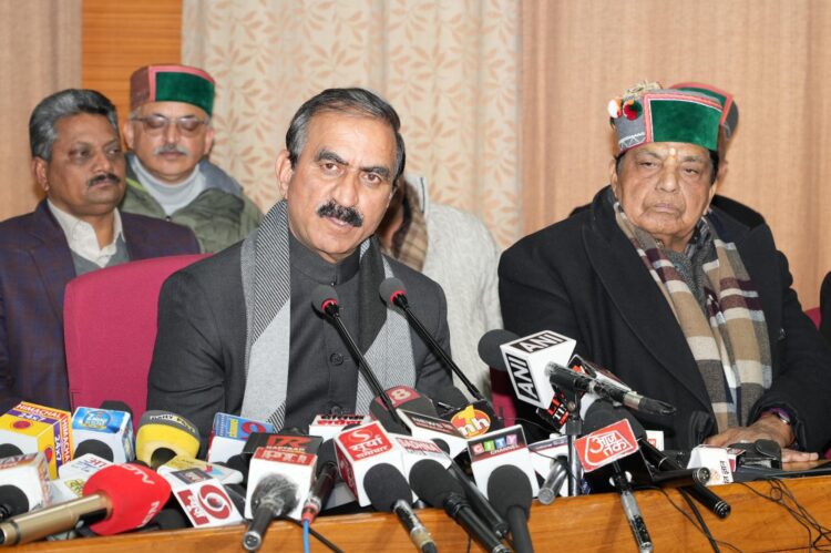 मुख्यमंत्री ने 18 वर्ष से अधिक आयु की सभी महिलाओं को 1500 रुपये मासिक...