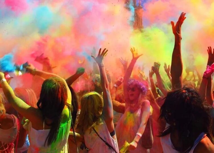 Holi पर यात्री घर जाने के लिए नहीं होंगे परेशान, यहां से चलेंगी एक्स्ट्रा बसें