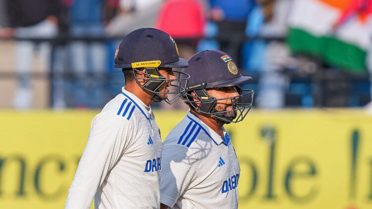 IND vs ENG, 5th Test, Day 2, live Updates: स्टोक्स ने दिया भारत को झटका, रोहित शर्मा आउट