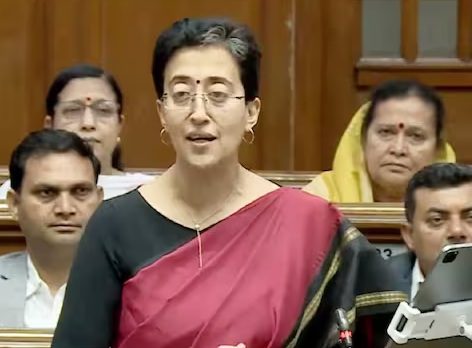 Women Delhi now get Rs 1000 every month big announcement Kejriwal government