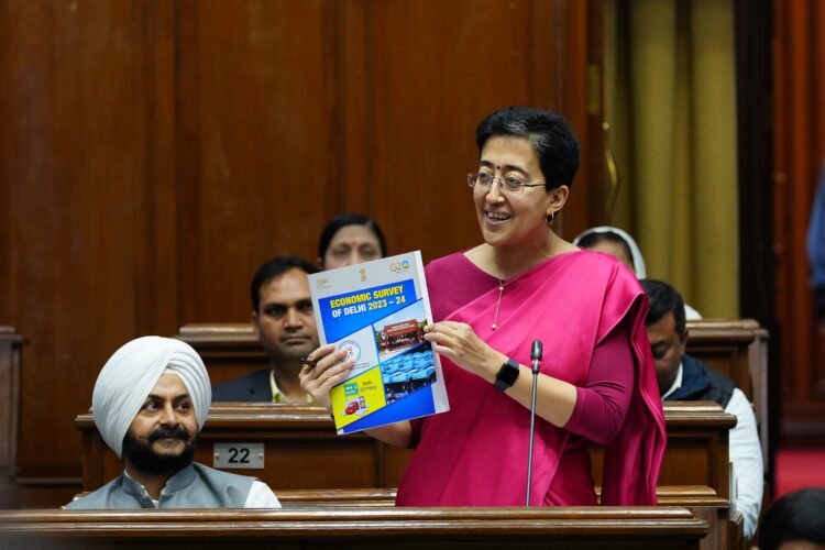 वित्त मंत्री आतिशी ने दिल्ली विधानसभा में पेश किया ‘दिल्ली का आर्थिक सर्वेक्षण 2023-24