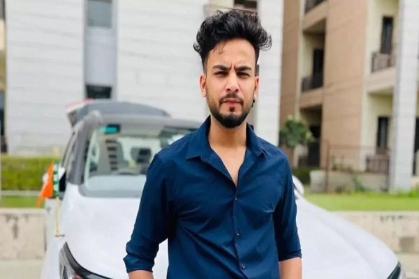 एल्विश सांप प्रकरण मामला : पीएफए की याचिका पर आज अदालत में होगी सुनवाई