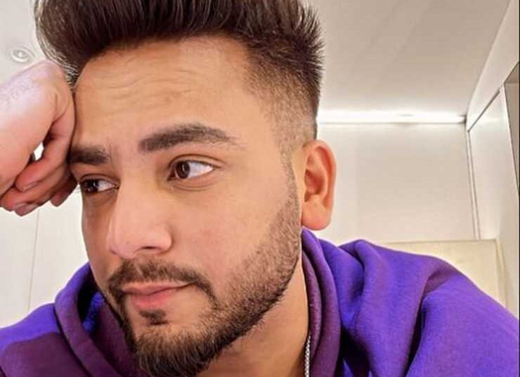 जेल में ऐसे गुजरी एल्विश यादव की पहली रात, खाने में मिला सब्जी-पूड़ी और हलवा