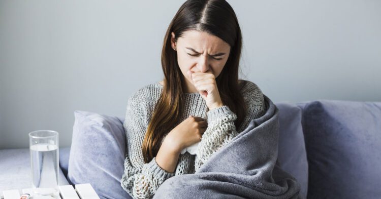 सुबह उठते ही गले में होती है खराश और खिचखिच? ट्राई करें ये ट्रिक्स 1 Health Tips