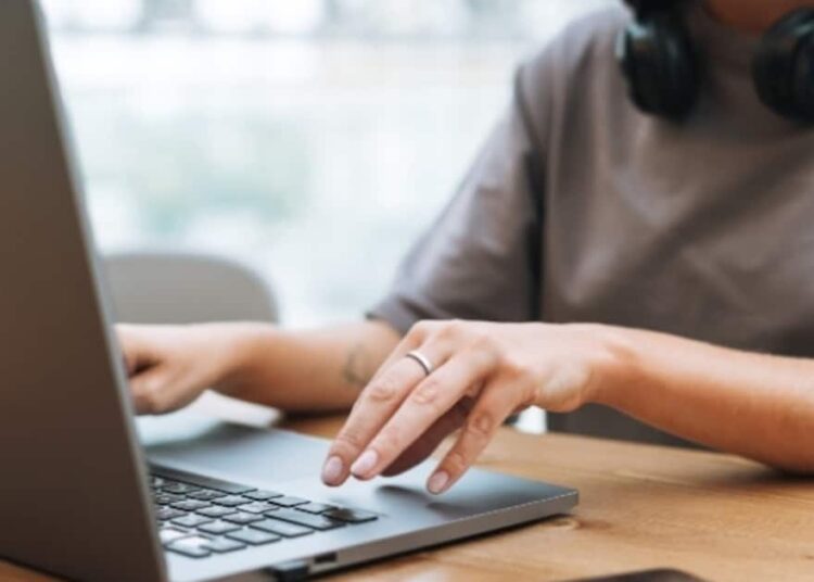 JEE Advanced 2024: जेईई एडवांस रजिस्ट्रेशन 27 अप्रैल से, यहां चेक करें फीस समेत पूरी डिटेल