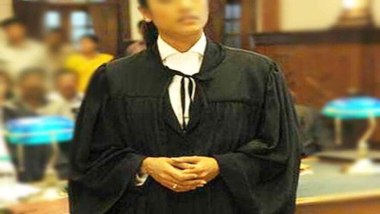 तुम्ही हो मेरी पत्नी...दबंग ने जबरन महिला वकील की भर दी मांग, तान दी पिस्टल 1 तुम्ही हो मेरी पत्नी,दबंग ने जबरन महिला वकील की भरी मांग;तान दी पिस्टल