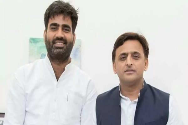 सपा ने मेरठ में फ‍िर बदला प्रत्‍याशी, अतुल प्रधान का ट‍िकट काटकर सुनीता वर्मा पर खेला दांव