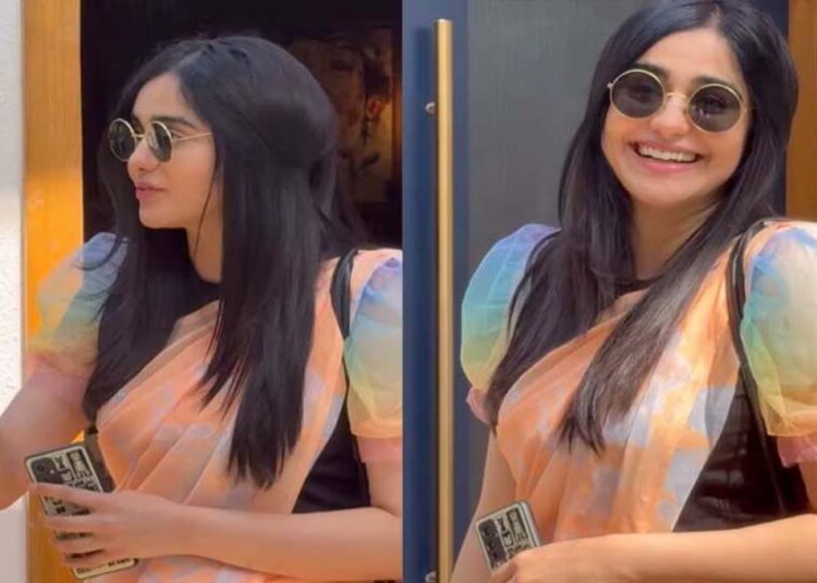 सबसे सस्ती साड़ी में दिखी बॉलीवुड एक्ट्रेस Ada Sharma, कीमत जान लोग हुए हैरान - Dainik Savera Times