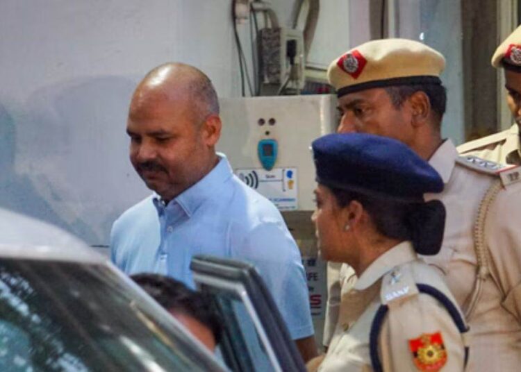 Swati Maliwal Assault Case: बिभव कुमार की जमानत पर तीस हजारी कोर्ट में सुनवाई,