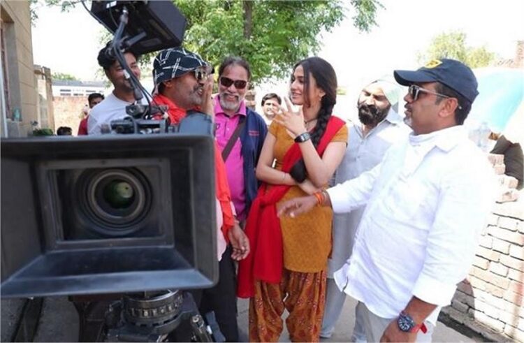 अमनदीप सिद्धू ने शूरू की ‘बादल पे पांव है’ की शूटिंग, बोलीं - यह शो मेरे दिल के बहुत करीब 1 cliQ India Hindi