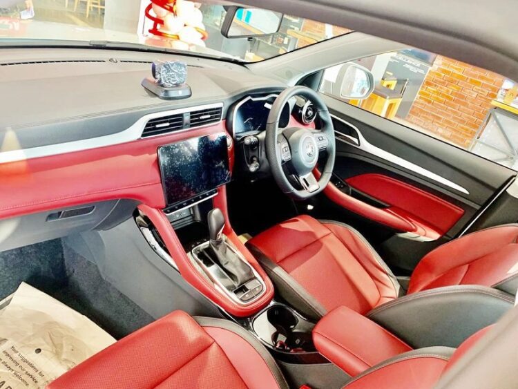 वैगनआर को टक्कर देने वाली टाटा की इस कार पर भारी डिस्काउंट, 1 वैगनआर