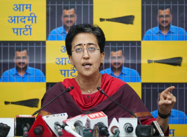 दिल्लीवालों का पानी रोकने के लिए गुंडागर्दी पर उतरी भाजपा 1 Atishi PC