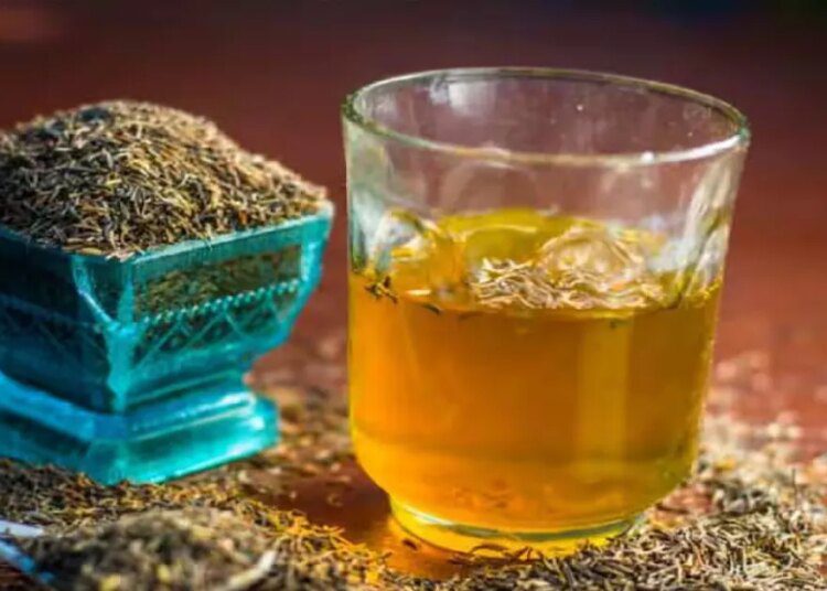 रोजाना करें जीरे के पानी का सेवन, कई समस्याओं से मिलेगा छुटकारा