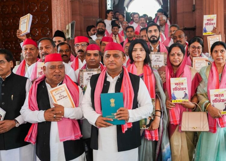 महाराष्ट्र में अखिलेश का पावर शो