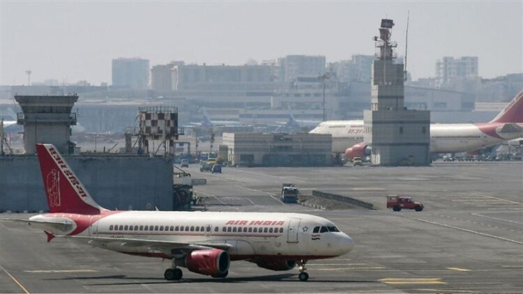 भारत समेत दुनियाभर की कई एयरलाइन्स के सर्वर डाउन, नहीं हो पा रही ऑनलाइन बुकिंग,