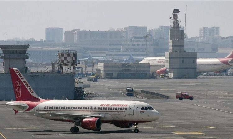 भारत समेत दुनियाभर की कई एयरलाइन्स के सर्वर डाउन, नहीं हो पा रही ऑनलाइन बुकिंग,