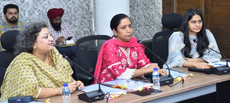 बाल भिक्षावृत्ति विरोधी मुहिम: 31 छापों के दौरान 47 बच्चे रेस्क्यू – डॉ. बलजीत कौर 1 Baljit Kaur