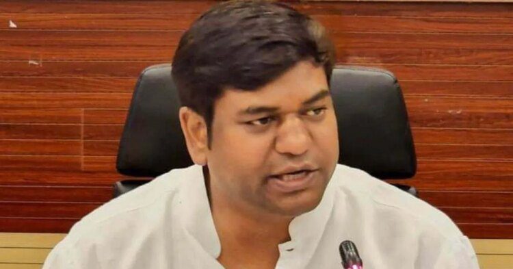 Bihar News : मुकेश सहनी पहुंचे पटना, कहा 1 Bihar News : मुकेश सहनी पहुंचे पटना, कहा