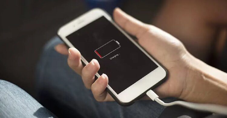 फोन में नहीं टिकती बैटरी? 1 फोन में नहीं टिकती बैटरी?