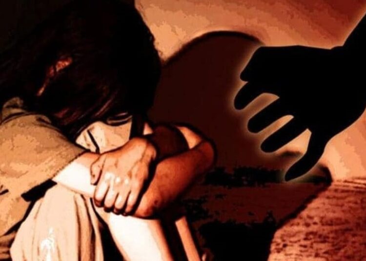 पलवल में नाबालिग खेत पर काम करने गई लड़की का गैंगरेप,