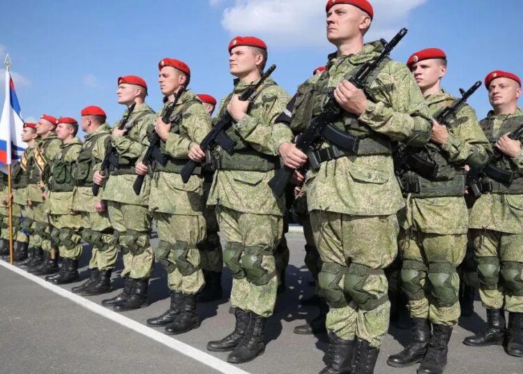 हाजीपुर में बने सेफ्टी शूज पहनती है रूसी सेना