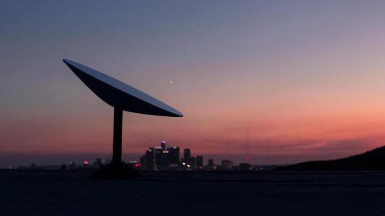 Starlink internet On Flights : फ्लाइट में मिलेगा हाईस्‍पीड इंटरनेट! Starlink की सर्विस अब 1000 विमानों में शुरू