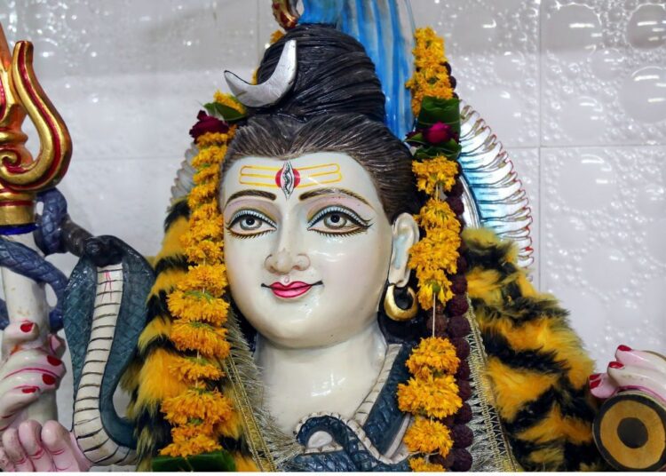 Pradosh Vrat 2024: इस प्रदोष व्रत में बन रहा खास योग, ऐसे बरसेगी भगवान शिव की कृपा,