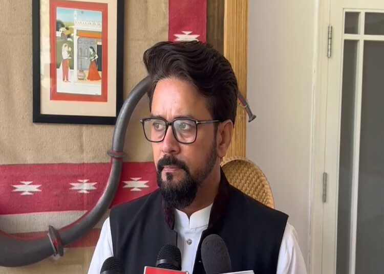 हिमाचल में भारी बारिश से उपजे हालतों पर Anurag Thakur ने CM Sukhu से की बात