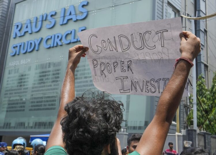 दिल्ली हाई कोर्ट ने सीबीआई को सौंपी कोचिंग हादसे की जांच