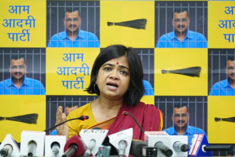 पहलवान विनेश फोगाट को ओलंपिक में गोल्ड मेडल जीतने से रोकने के लिए की गई साज़िश!- रीना गुप्ता 1 AAP Delhi PC