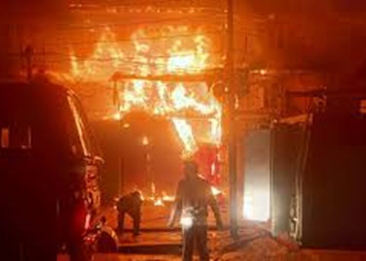 सोनीपत में दुकान में लगी भीषण आग, मालिक को हुआ करीब 80 लाख का नुकसान,