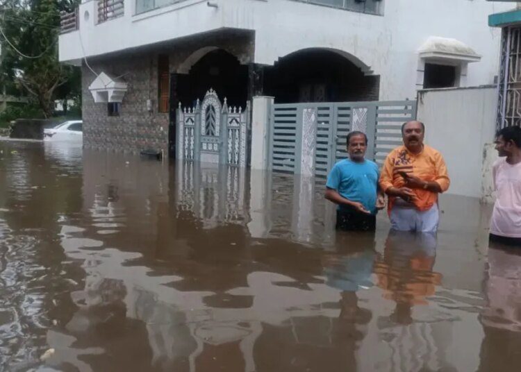 राजस्थान में बारिश ने मचाई आफत, बांसवाड़ा में जलभराव से जनता परेशान