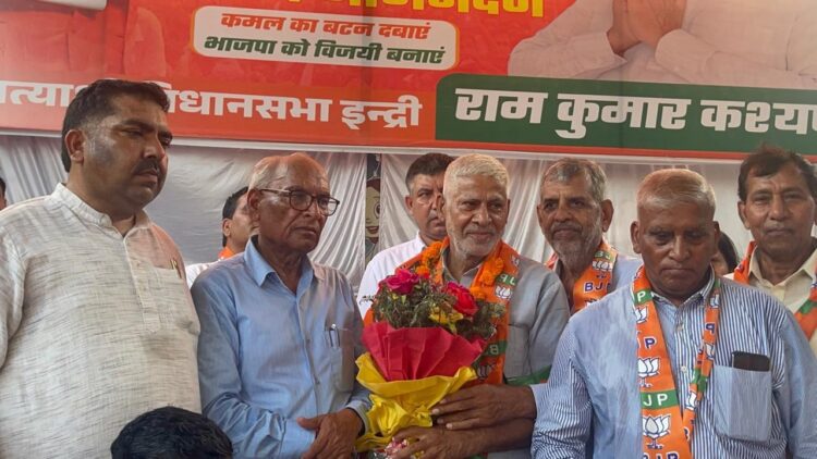 आम आदमी पार्टी को बड़ा झटका,सैंकड़ों कार्यकर्ता भाजपा में हुए शामिल 1 आम आदमी पार्टी को बड़ा झटका,सैंकड़ों कार्यकर्ता भाजपा में हुए शामिल