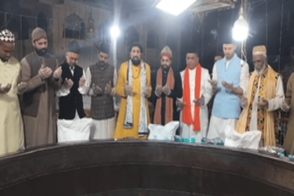 पीएम मोदी के जन्मदिन पर अजमेर शरीफ दरगाह में विशेष लंगर का आयोजन