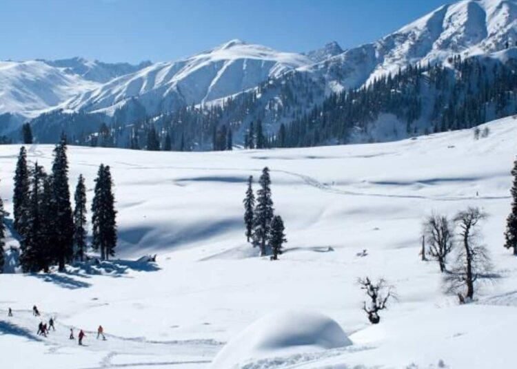 सर्दियों में घूमने के लिए फरफेक्ट हैं भारत की ये 5 जगह, हर टूरिस्ट की Wish list में है शामिल