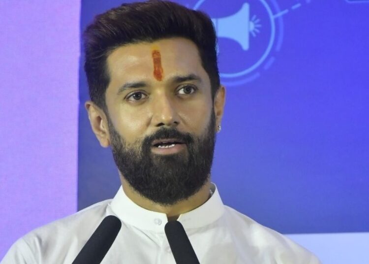 उनकी कमी हर पल महसूस होती है…पिता की पुण्यतिथि पर बोले चिराग पासवान