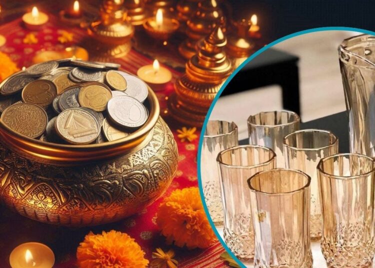 धनतरेस के दिन भूलकर भी न खरीदें ये चीजें, छा जाएगी कंगाली!