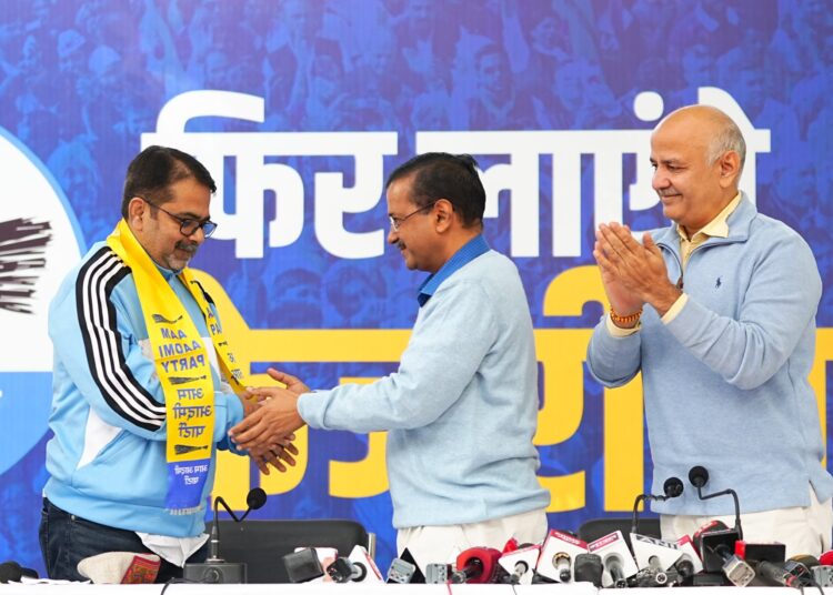 Avadh Ojha Quits Politics