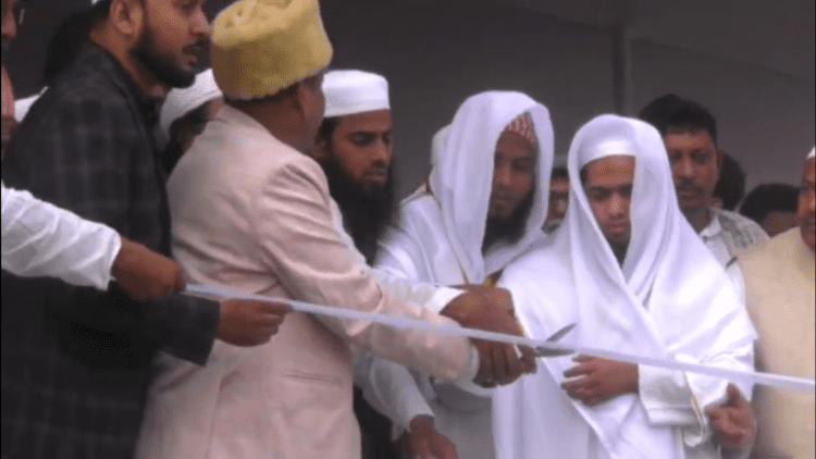 6 दिसंबर को बंगाल में नई 'बाबरी' की नींव, सियासत गरमाई! New Babri Masjid in Bengal 1 New Babri Masjid in Bengal