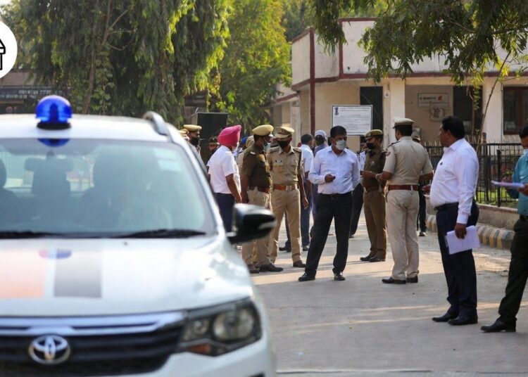 Punjab Election News: पंजाब में चुनाव पर्यवेक्षक नियुक्त, IAS-IPS रखेंगे पैनी नजर 5 Punjab Election News